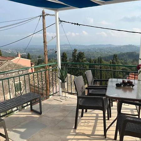 Holiday home Secret Balcony