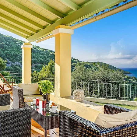 Villa Irida *