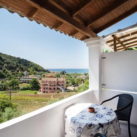 Anneta Guest house Vitalades
