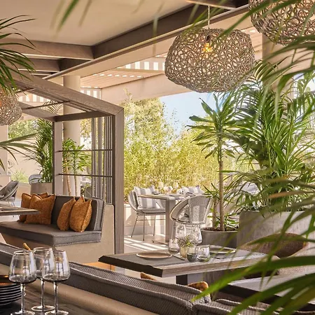 Resort Ikos Odisia *