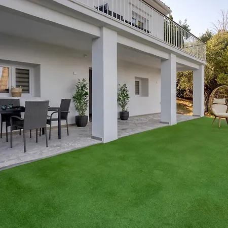 Ninemia Seaview By Estia Holiday home