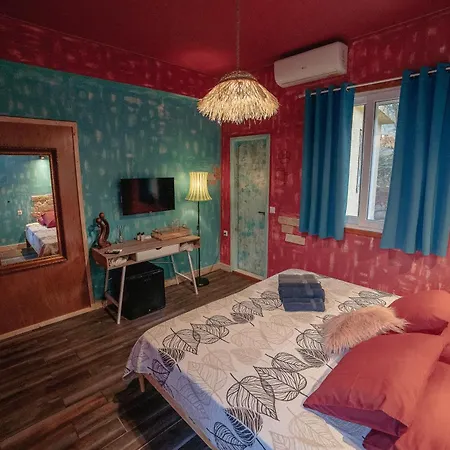 Antares Boutique Aparthotel *