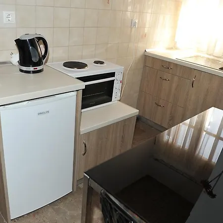 Anna Apartment *