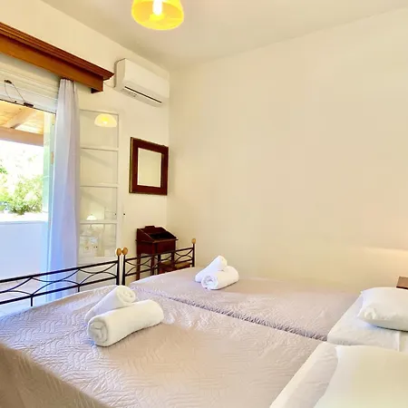 Kostas Estate With Private Pool By Dadovillas