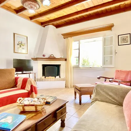Kostas Estate With Private Pool By Dadovillas Villa