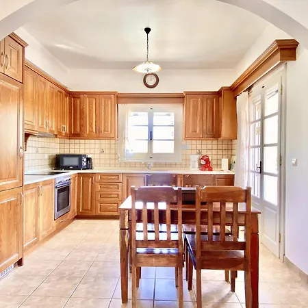 Kostas Estate With Private Pool By Dadovillas Astrakeri