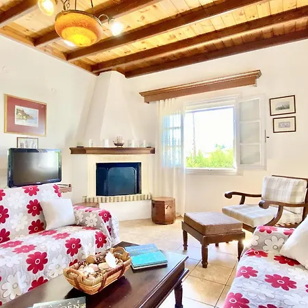 Kostas Estate With Private Pool By Dadovillas * Astrakeri