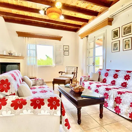 Kostas Estate With Private Pool By Dadovillas Villa