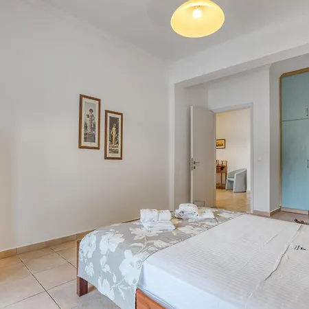 Apartment Kaminaki By Tsiolis Family