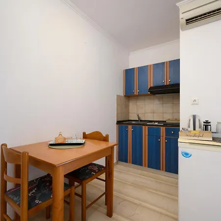 Aparthotel Aquarius Mesongi