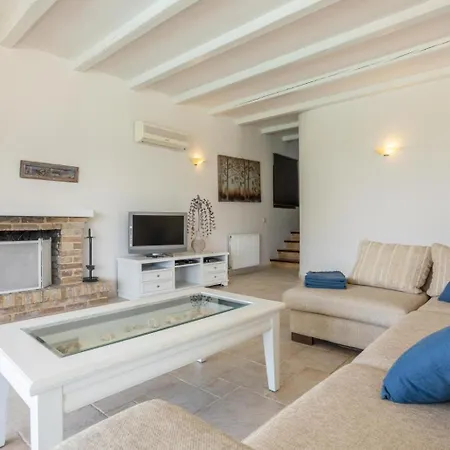 Villa Zacharenia *