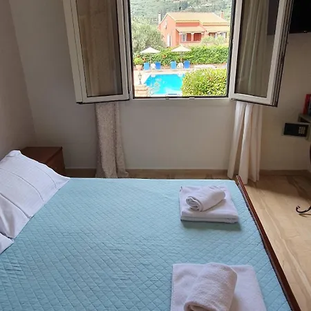 Emily's * Kassiopi