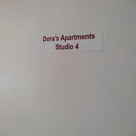 Apartment Dora's 1 *