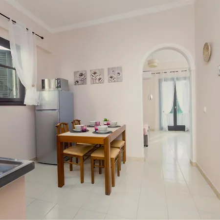 Holiday home Peaceful House By The Creek 1 *