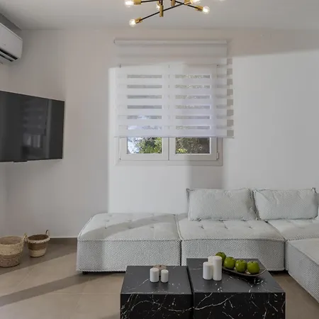 Holiday home Ninemia Seaview By Estia *
