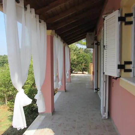 Catherine's Maisonette Holiday home