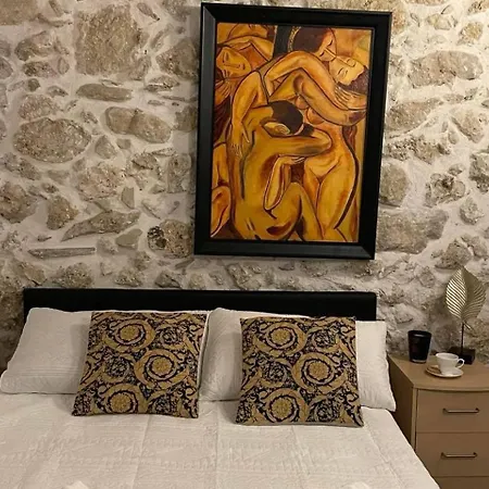 Holiday home Art House Pagoi Sleeps 6 Parking 5 Min To Beach