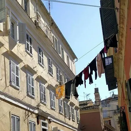 Dion And Eva's Oldtown Apartment