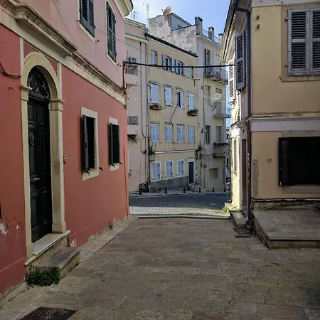 Dion And Eva's Oldtown Apartment Corfu (city)