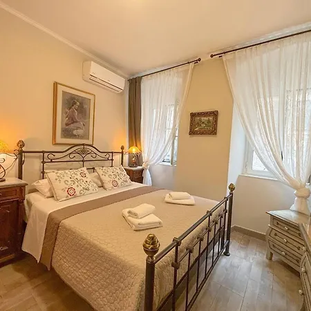 Apartment Dion And Eva's Oldtown Corfu (city)