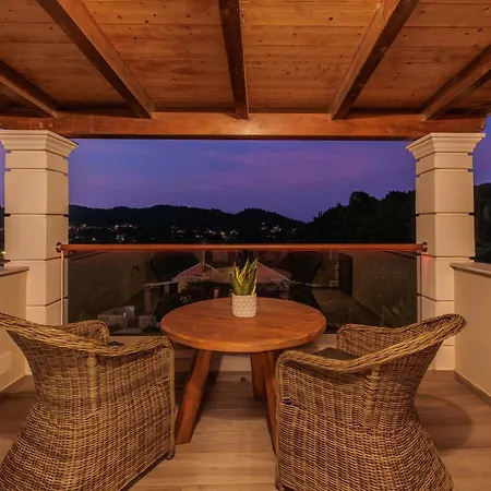 Villa Logas Hill - Situated Close To Sunset Logas Beach- Peroulades Peroulades (Corfu)