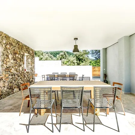 Lodge Kumquart Estate- Bergamot Aspiotades