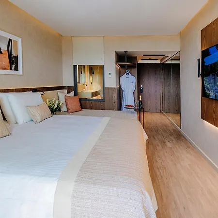 Hotel Divani Corfu Palace 4*