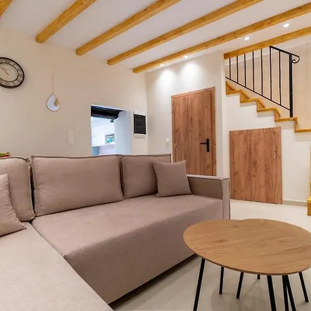 Vitouhouse Apartment Lakones