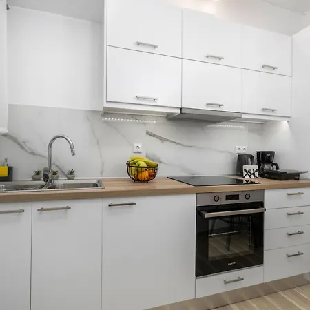 Aristo By Estia Apartment
