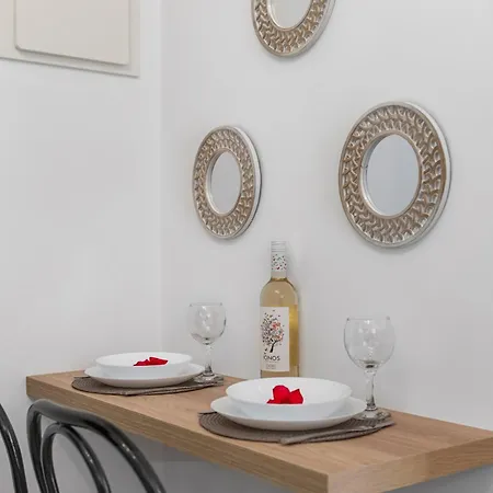 Aristo By Estia Apartment