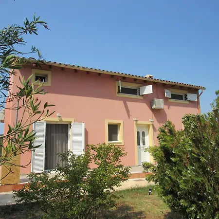 Catherine's Maisonette Holiday home