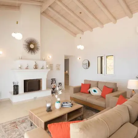 Beautiful New Overlooking The Beach!! Kalami (Corfu)