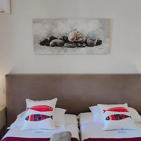 Holiday home In Ruhiger Lage Mit Herrlichem Meerblick Gimari