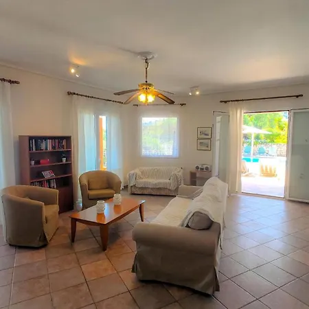 In Ruhiger Lage Mit Herrlichem Meerblick Holiday home Gimari