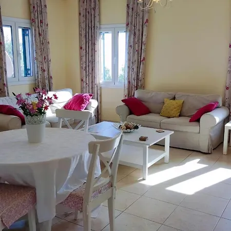 Holiday home Nikolas House With Sweeping Sea View *