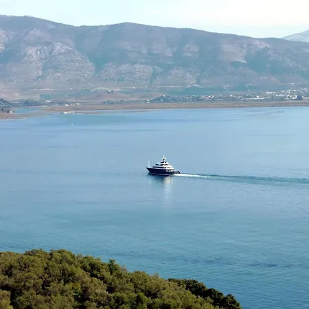 Holiday home Nikolas House With Sweeping Sea View