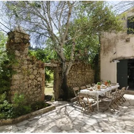 Neranzia Villa Poulades