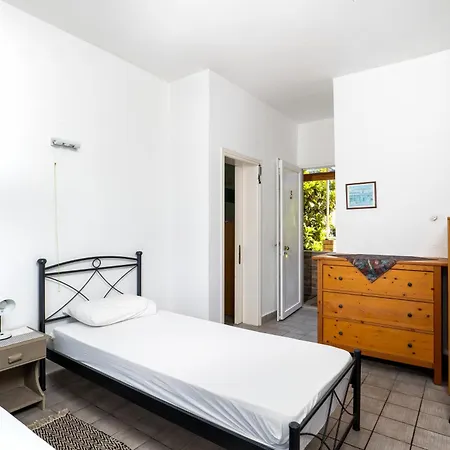 Varagoulis Giannis & Lenas Apartment