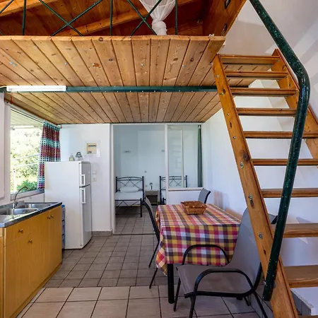 Apartment Varagoulis Giannis & Lenas