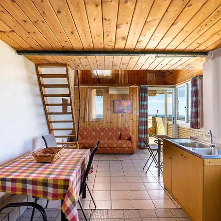 Varagoulis Giannis & Lenas Apartment *