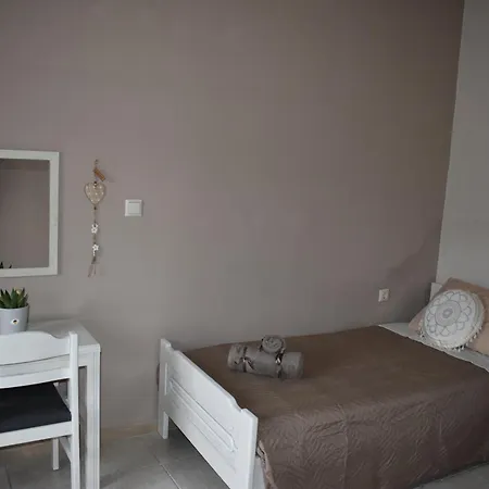 Kostas Apartment *