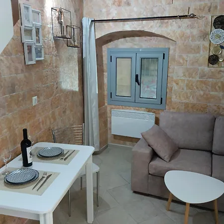 Apartment Olimpias *