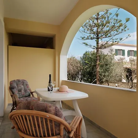 Feeloxenia Corfu Appartement *