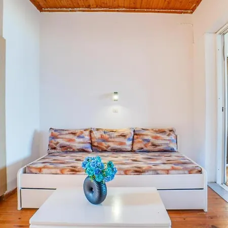 Aparthotel Sandy Complex By Konnect - Poolside & Seaside 2*