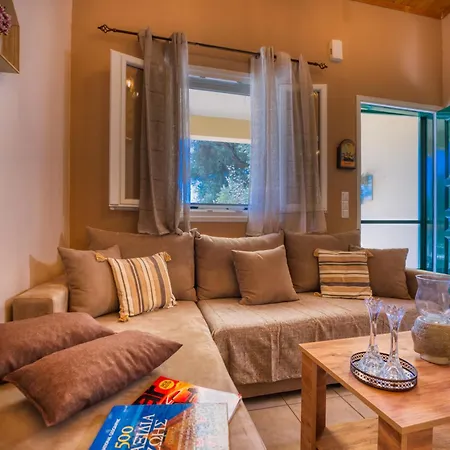 Artemis Prasoudi Holiday home Halikounas