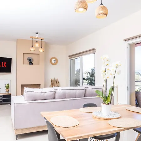 Kanalia View Apartment