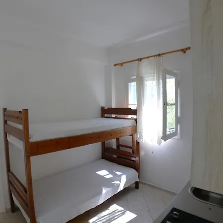 Apartment Vania Gardenos Vitaládes