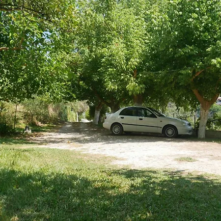 Apartment Vania Gardenos Vitaládes