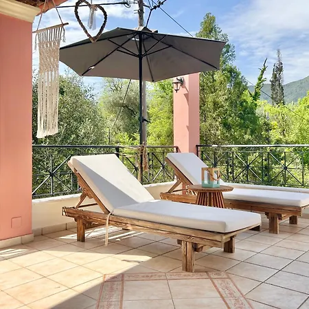 Valia Seaside Villa