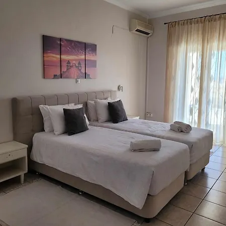 Kiki's Penthouse Apartment Corfu (city)